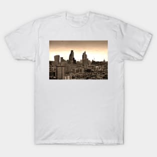 London Skyline Cityscape England T-Shirt